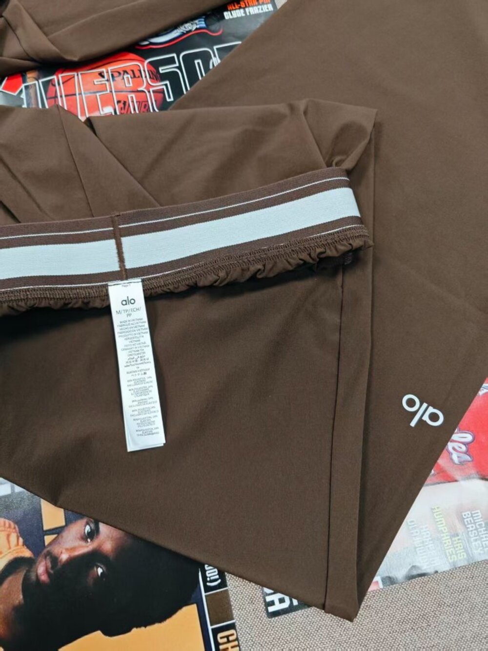 🦋🦋Alo Yoga Suit Up Trouser Espresso Coffee Brown(Regular 30“inches) NWT - Picture 5 of 7
